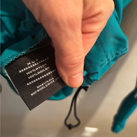 HUF Aqua Half-Zip Jacket size small men’s lightweight fall - Picture 5 of 16